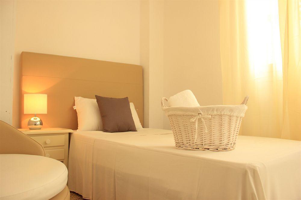 The Monkey Guest house Marbella
